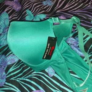 Nwt bra